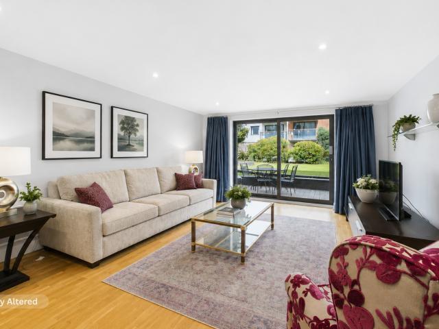 Dolben Court, Montaigne Close, London, SW1P Century 21 United Kingdom