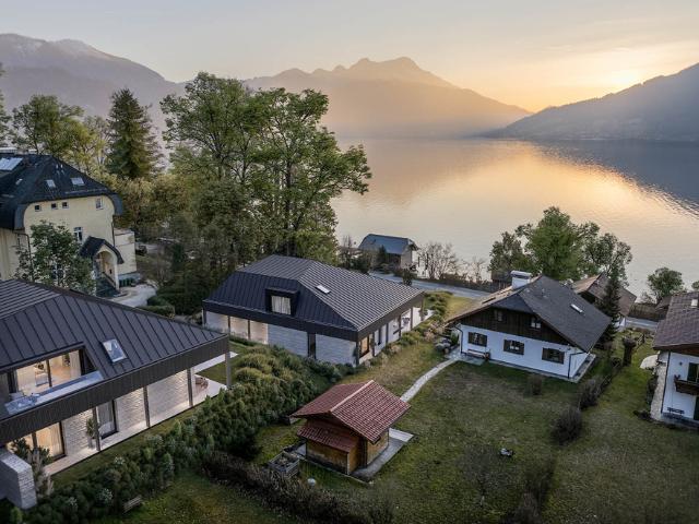 Dolce Vita am glitzernden Attersee! 4 Zimmer Gartenwohnung mit privatem Seezugang
