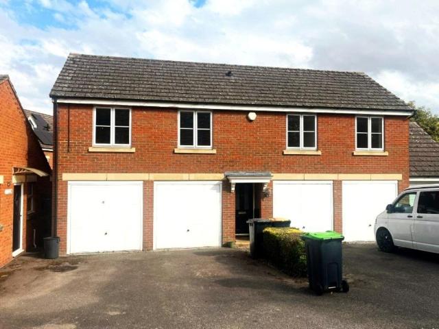Dolcey Way, Sharnbrook 2 bed apartment to rent £1,100 pcm £254 pw