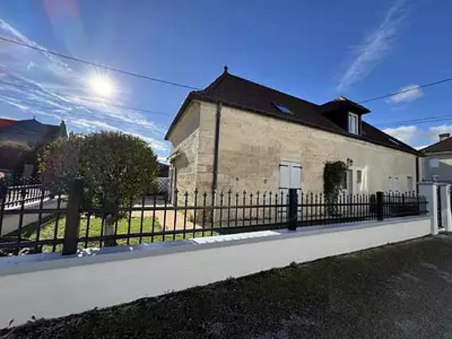 Dole 39100 Achat / Vente maison 5 pièces t5