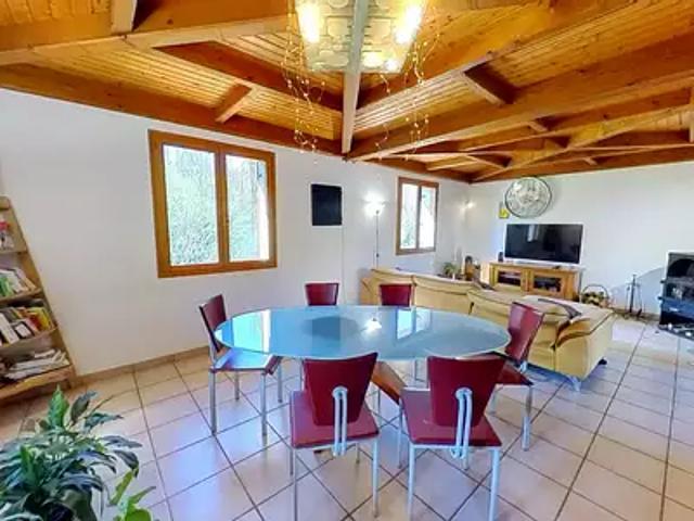 Dole 39100 Achat / Vente maison 5 pièces t5 au dernier étage