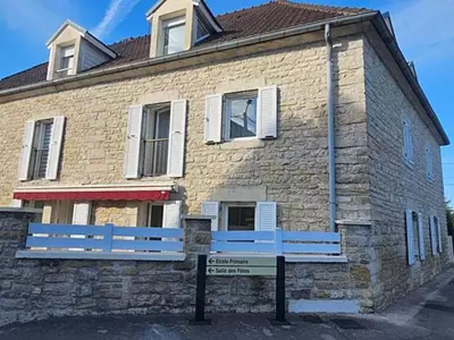 Dole 39100 Achat / Vente appartement 4 pièces t4