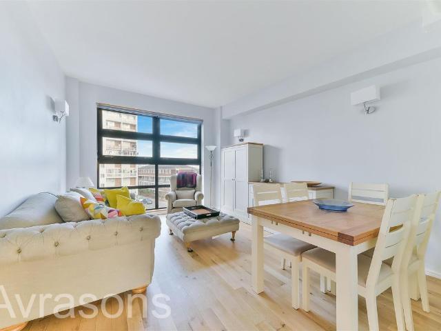 Dolland Street, Kennington, London SE11, 2 bed flat to rent, £2,300 pcm | PrimeLocation