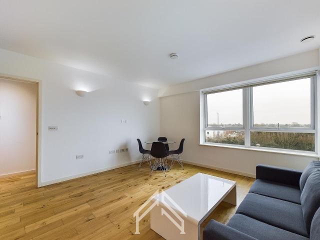 Dolphin House, Windmill Road TW16, 1 bed flat to rent, £1,275 pcm | PrimeLocation