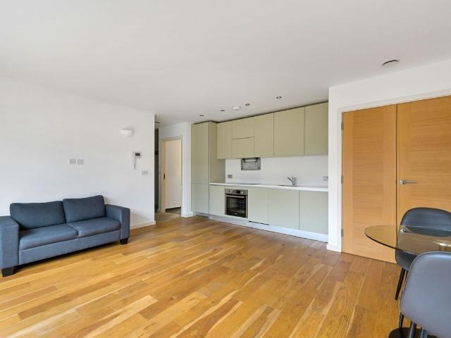 Dolphin House, Windmill Road TW16, 1 bed flat to rent, £1,290 pcm | PrimeLocation