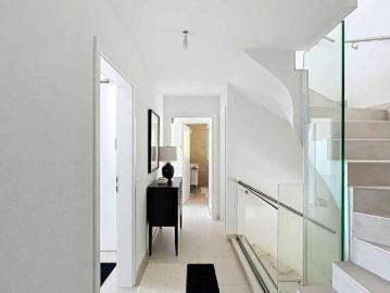 Doppeleinfamilienhaus 7.5 Zimmer