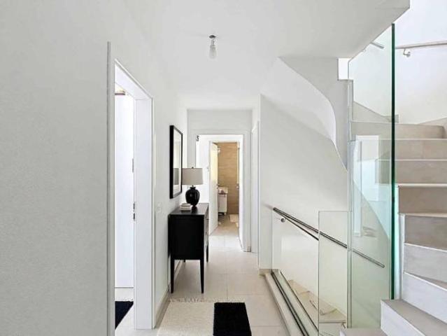 Doppeleinfamilienhaus 7.5 Zimmer