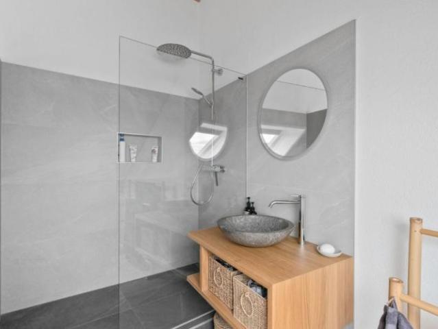 Doppeleinfamilienhaus 7.5 Zimmer