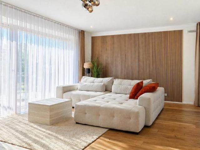 Doppeleinfamilienhaus 5.5 Zimmer