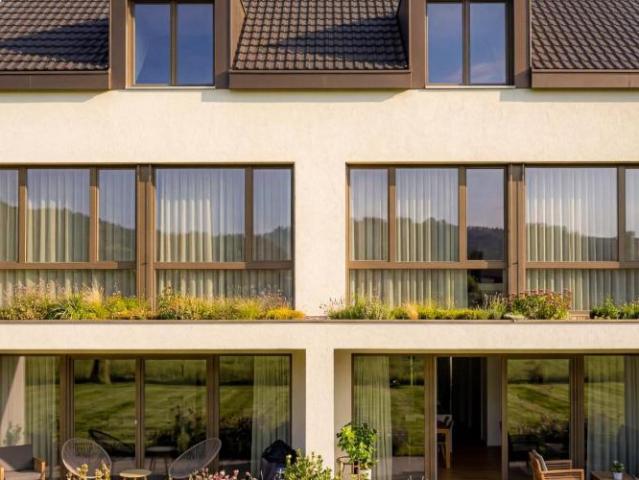 Doppeleinfamilienhaus 6.5 Zimmer