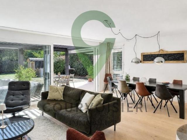 Doppeleinfamilienhaus 6.5 Zimmer