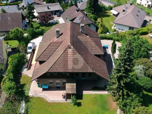 Doppeleinfamilienhaus 6.5 Zimmer
