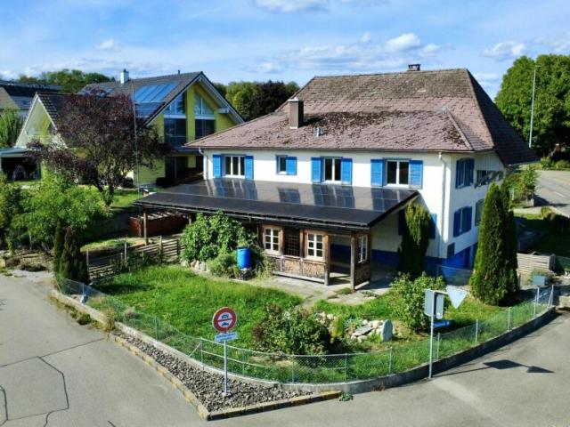 Doppeleinfamilienhaus mit Ausbaupotenzial & PV Anlage!