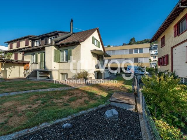Doppeleinfamilienhaus mit Baulandreserve