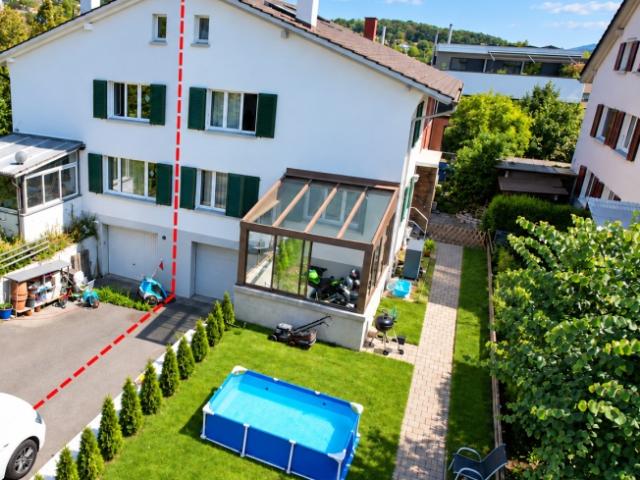 Doppeleinfamilienhaus zu Verkaufen in Biel Benken