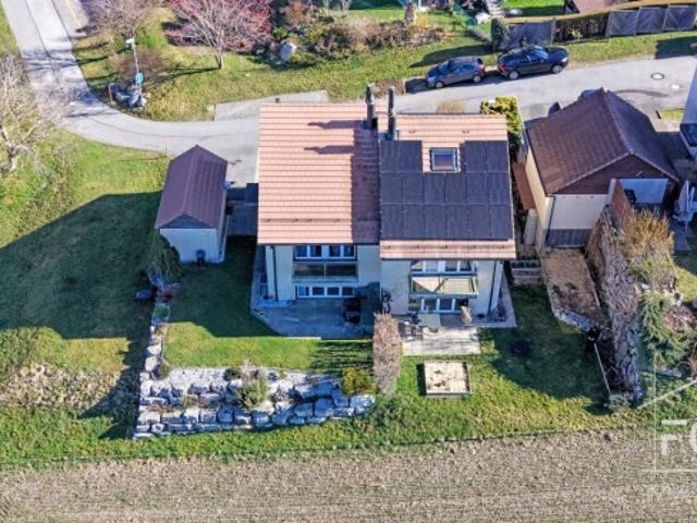 Doppelhaus mit 6,5 Zimmern und wunderschöner Panoramablicke