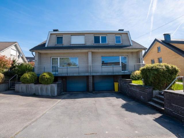 Doppelhaus an der deutsch belgischen Grenze
