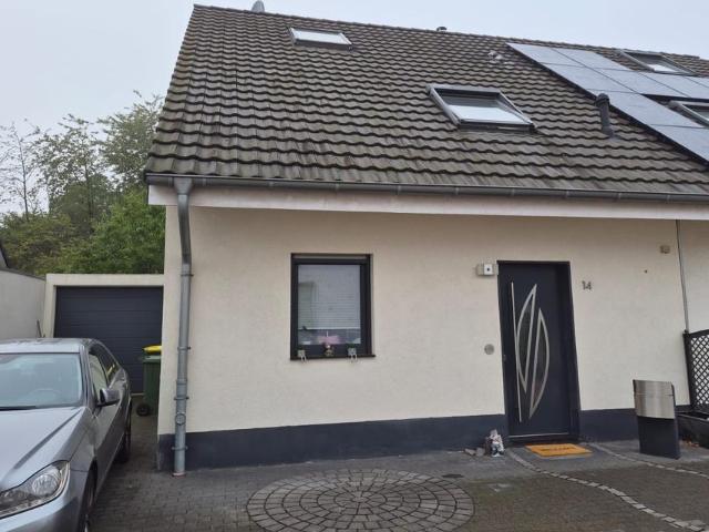 Doppelhaus Hälfte in ruhigenlage