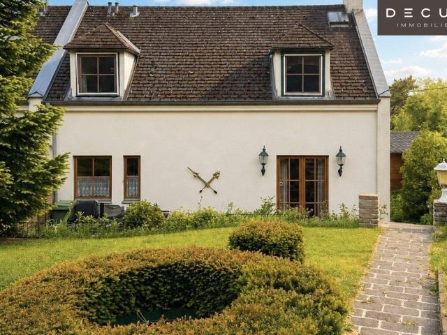 DOPPELHAUS I GRÜNRUHELAGE MIT IDYLLISCHEN GARTEN I GARAGE I WALLBOX I KELLER