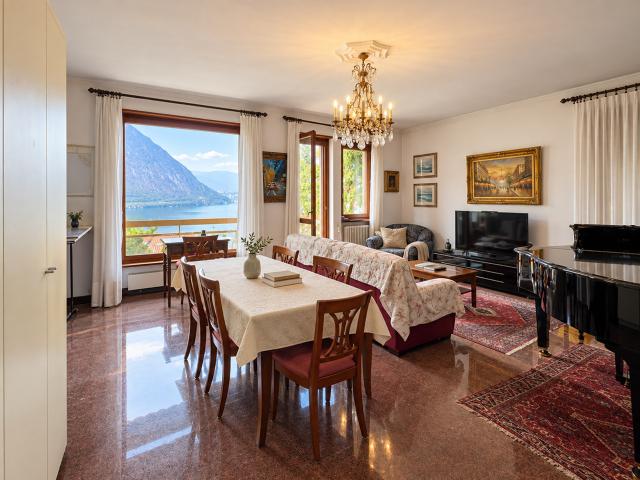 Doppelhaus in einer Villa mit Seeblick in Campione d'Italia
