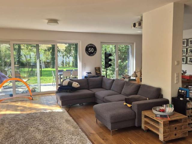 Doppelhaus Villa in Exklusiver Parkanlage