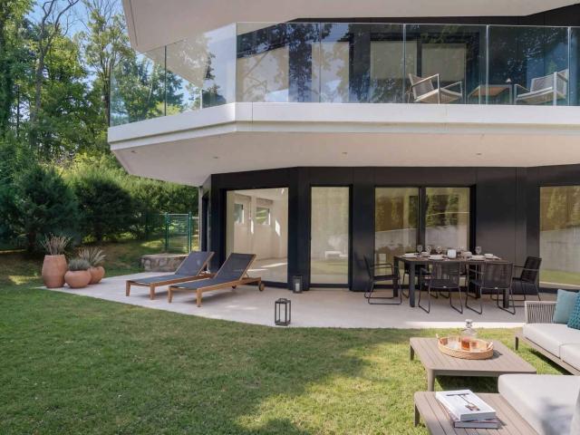 Doppelhaus von 164 m² mit Terrasse und Garten