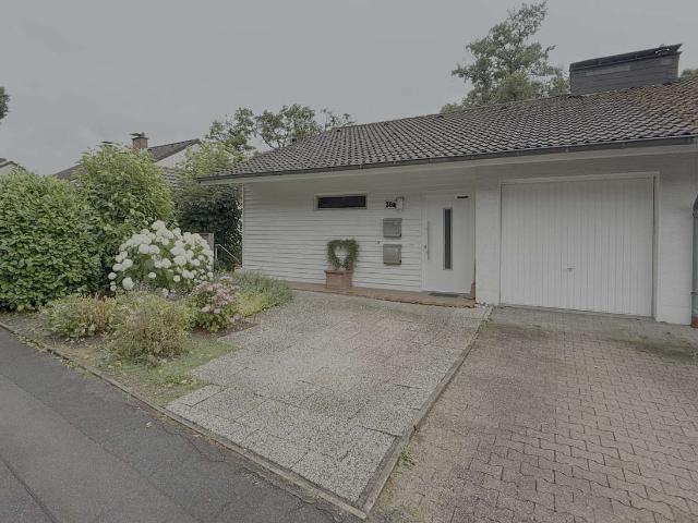 Doppelhaushälfte mit 2 Wohneinheiten und zahlreichen Nutzungsmöglichkeiten