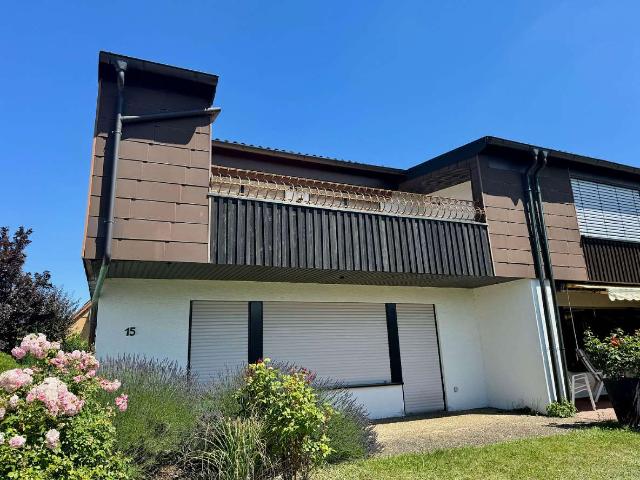 Doppelhaushälfte mit Ausblick, Garten, Garage, Wärmepumpe, Energetisch Saniert