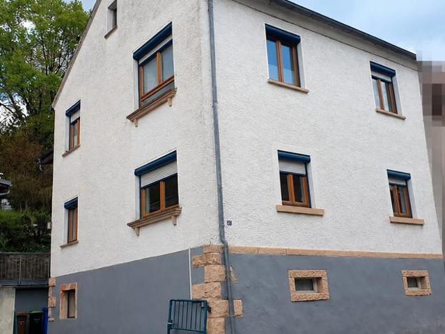 Doppelhaushälfte mit Charakter & 500 m² Südhanggrundstück