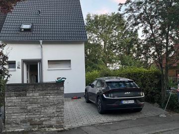 Doppelhaushälfte mit Einliegerwohnung von Privat