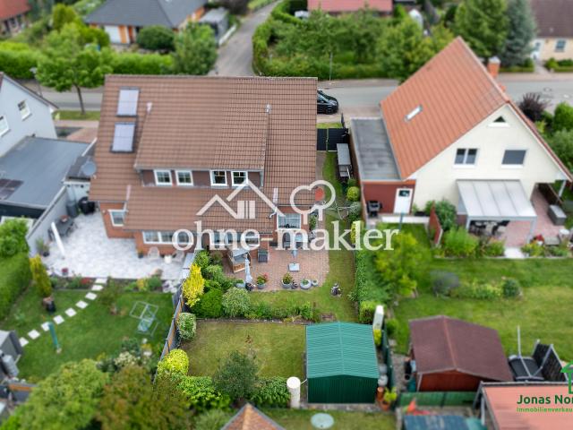 Doppelhaushälfte mit Garten für den Käufer provisionsfrei