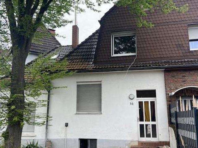 Doppelhaushälfte mit Garten in Duisburg Rheinhausen