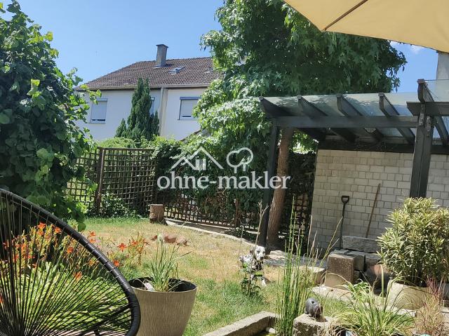 Doppelhaushälfte mit Garten, Terrasse & viel Platz