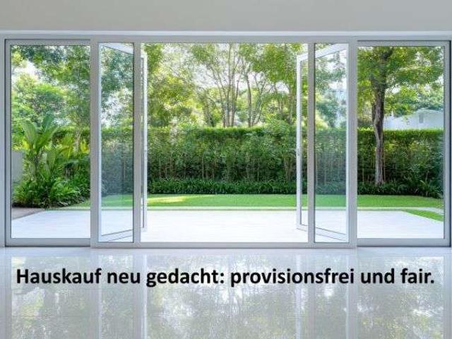 Doppelhaushälfte mit Garten und Pool