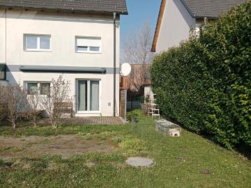Doppelhaushälfte mit Garten und 2 Parkplätzen Privat KEINE Makleranfragen