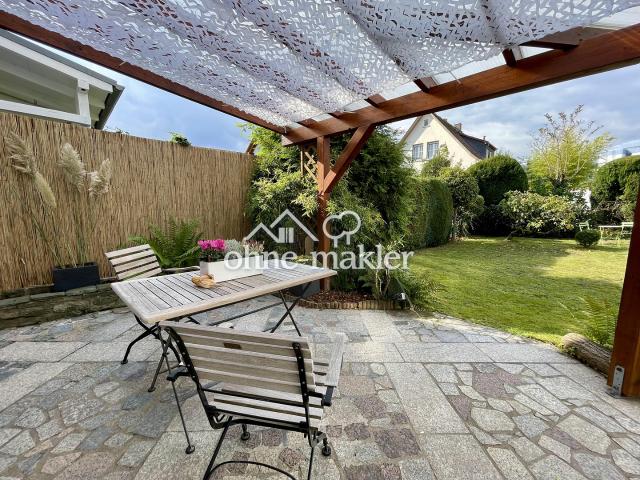 Doppelhaushälfte mit Gartenidylle & Kamin in Bestlage
