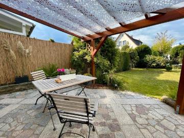 Doppelhaushälfte mit Gartenidylle in Bestlage
