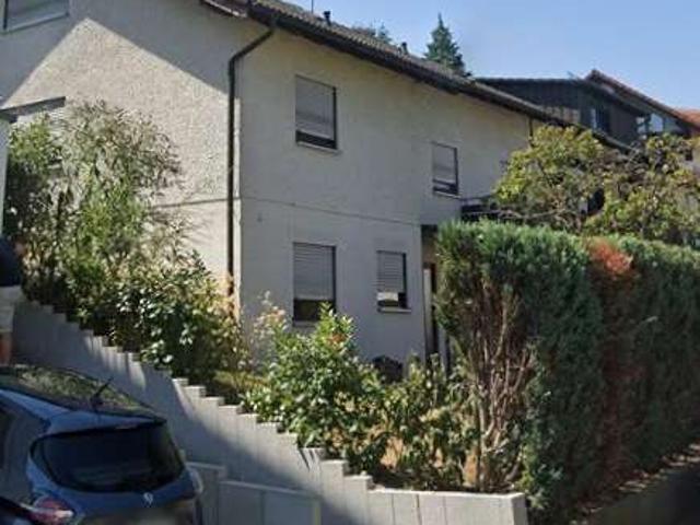 Doppelhaushälfte mit Garage und Garten in ruhiger Lage von Waldhilsbach zu verkaufen