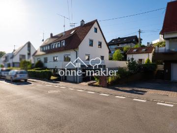 Doppelhaushälfte mit großem Grundstück in begehrter Wohnlage