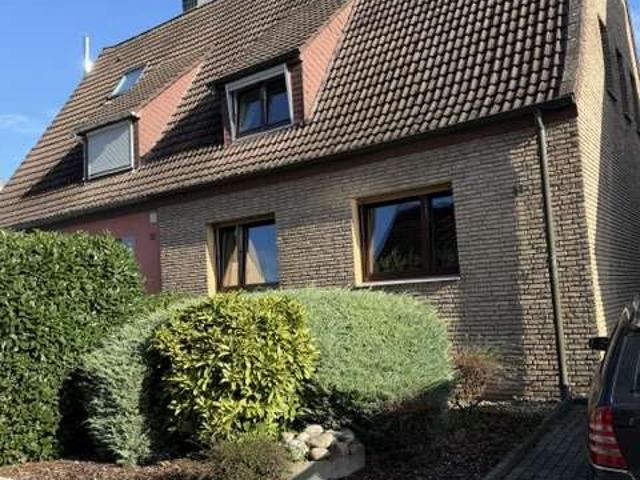 Doppelhaushälfte als Einfamilienhaus in Melle zentrumsnah !