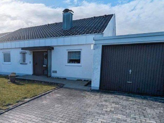 Doppelhaushälfte am Käppelesberg mit Garten, Balkon und Sauna