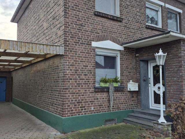 Doppelhaushälfte für die Familie