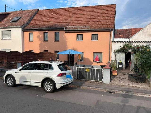 Doppelhaushälfte in Neustadt Geinsheim