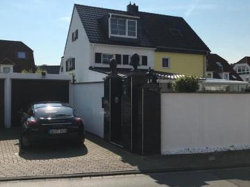 Doppelhaushälfte in Duisburg Süd