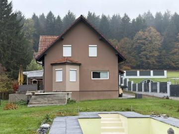 Doppelhaushälfte in Haseldorf* zum Verkauf!