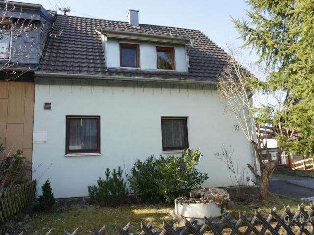 Top modernisierte DHH mit KfW C Effizienz, Kaminofen & Ausbaupotenzial in Weil im Schönbuch
