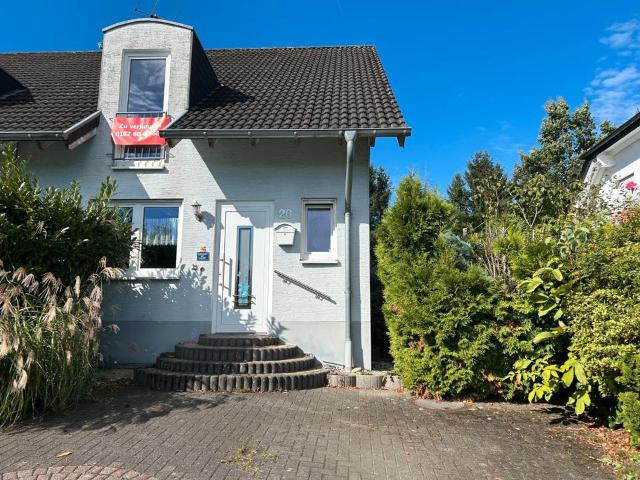 Doppelhaushälfte in Ruhiglage 53819 Oberdorst provisionsfrei