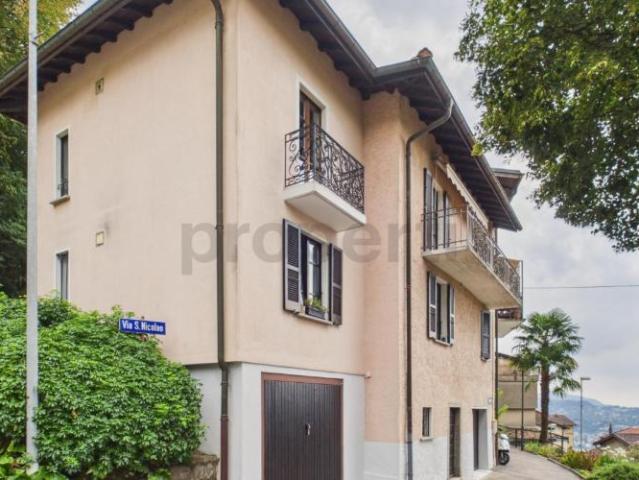 Doppelhaushälfte in Viganello mit Blick auf Lugano ideal als Wohnsitz oder Investition