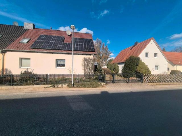 Doppelhaushälfte zu verkaufen in Wünsdorf Luisenstrasse:35
