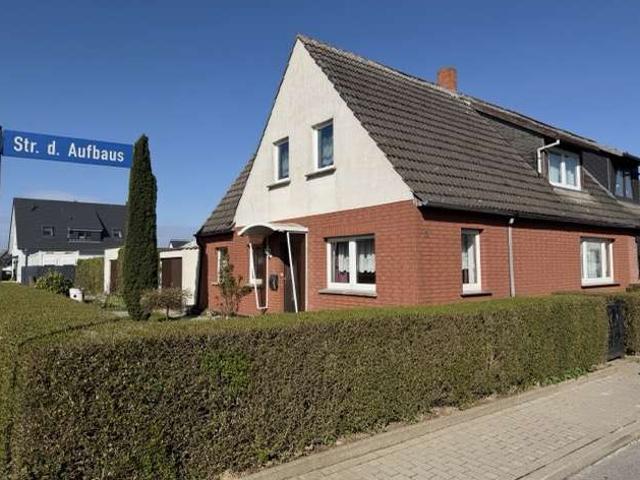 Doppelhaushälfte zentrumsnah und ruhig